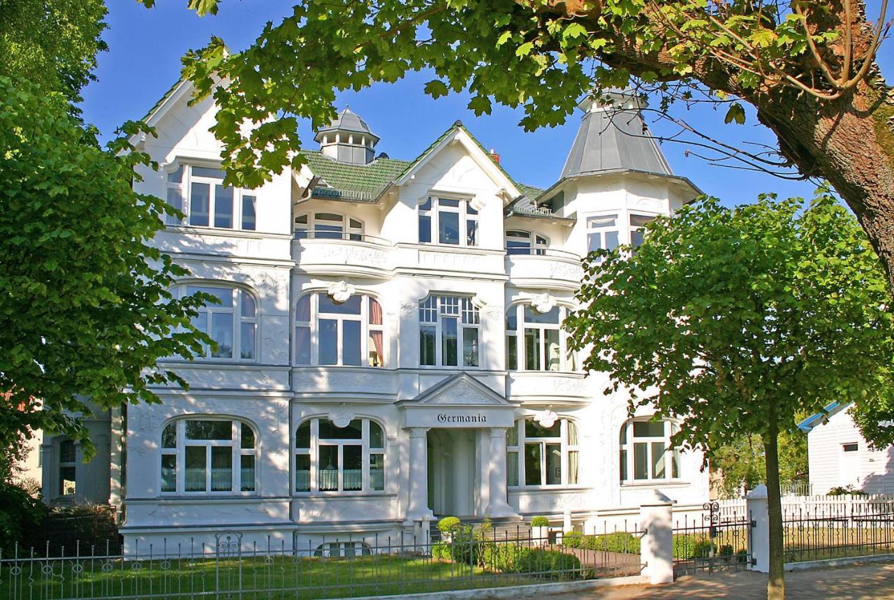 Villa Germania 03 제바트헤링스도르프 외부 사진